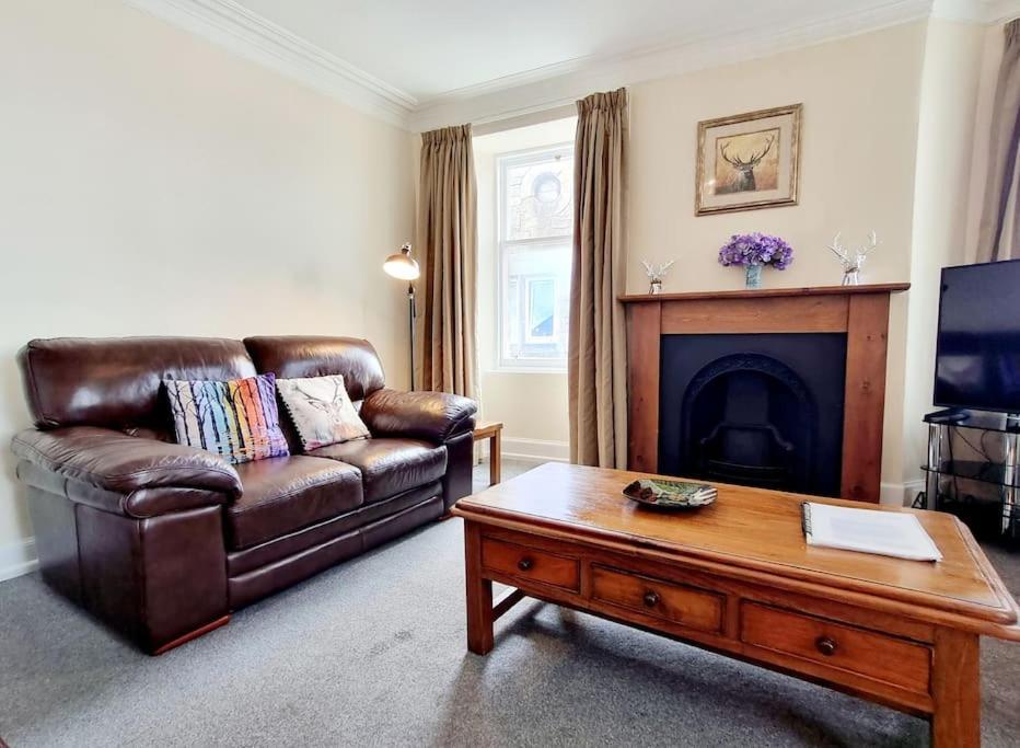 Highland Historical Home In Inverness City Centre Luaran gambar
