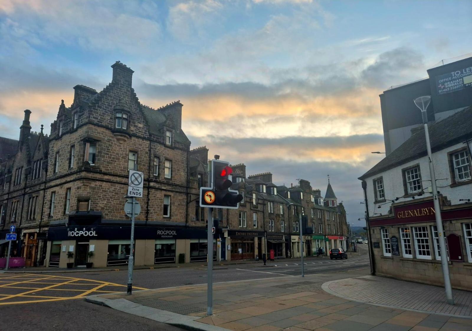 Highland Historical Home In Inverness City Centre Luaran gambar